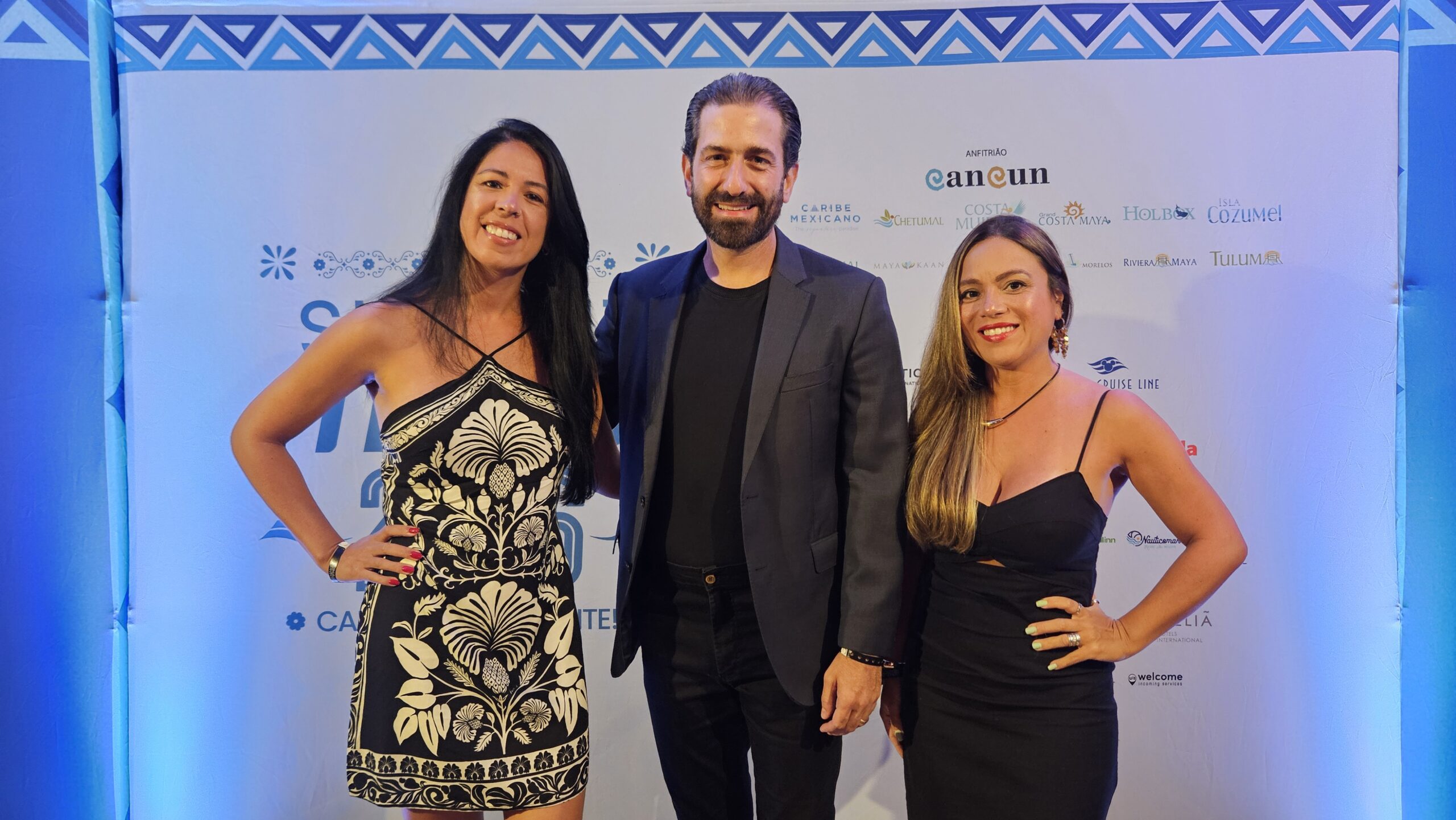 Michele Barros, Bruno Heleno e Vanessa Sakiyama, da Trend Viagens