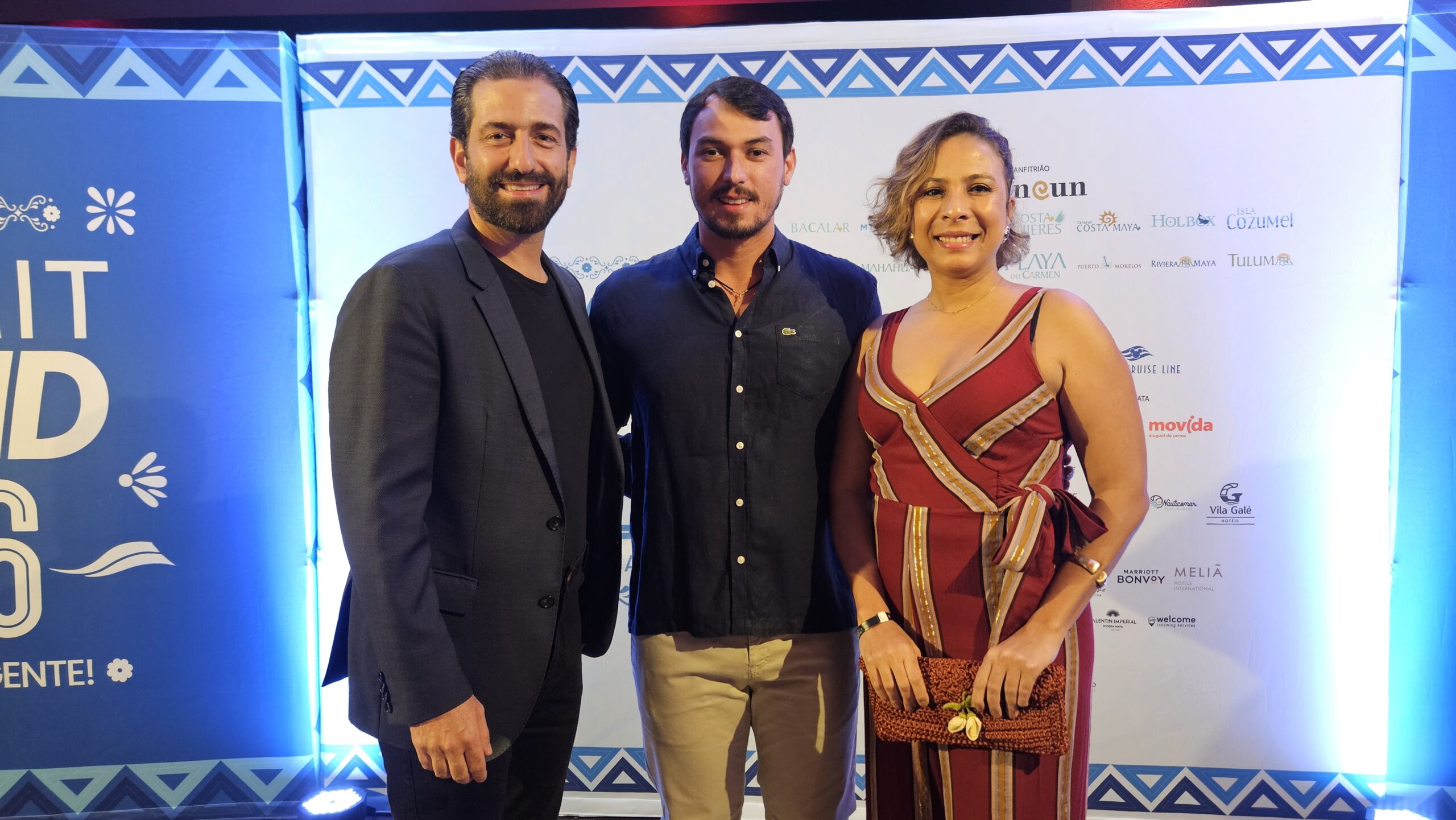 Lucas Barros, da Amazon Explorers, com Bruno Heleno e Cássia Valle, da Trend Viagens