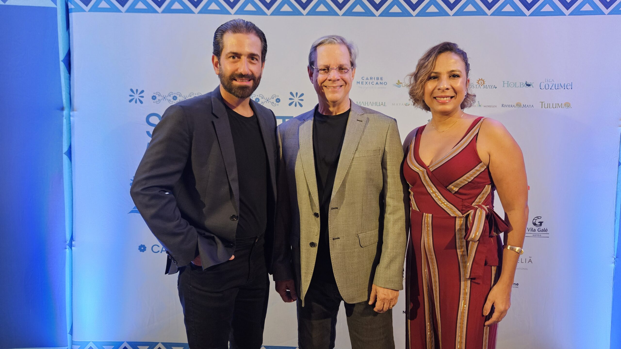 Rubens Sant'Anna, da Rubinho Viagens, com Bruno Heleno e Cássia Valle, da Trend Viagens