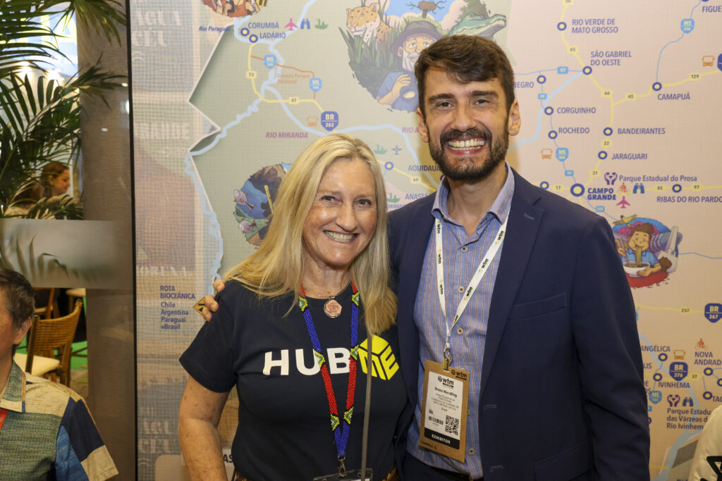 Bruno Wendling recebe o Prêmio M&E na categoria Sustentabilidade & Responsabilidade no Turismo Bruno Wendling recebe o Prêmio M&E na categoria Sustentabilidade & Responsabilidade no Turismo