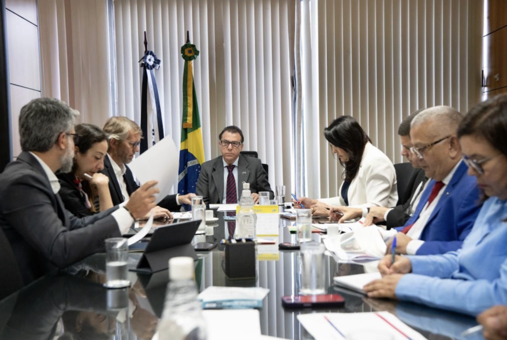 CEO da Latam diz que fim da escala 6x1 não mudará regras previstas; entenda CEO da Latam diz que fim da escala 6x1 não mudará regras previstas; entenda