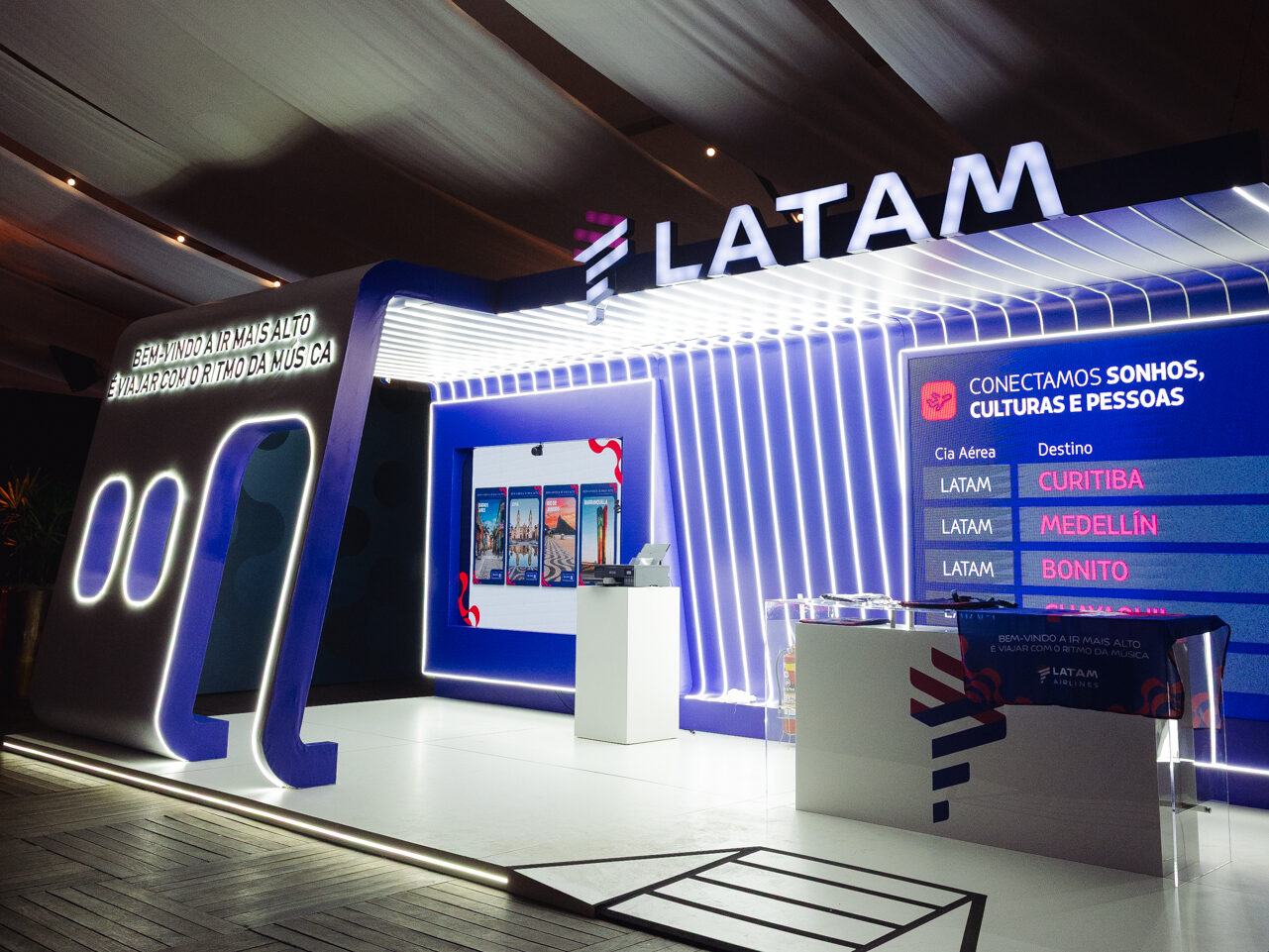 Latam leva 20 mil passageiros ao Rio e procura por passagens aumenta em fim de semana de show