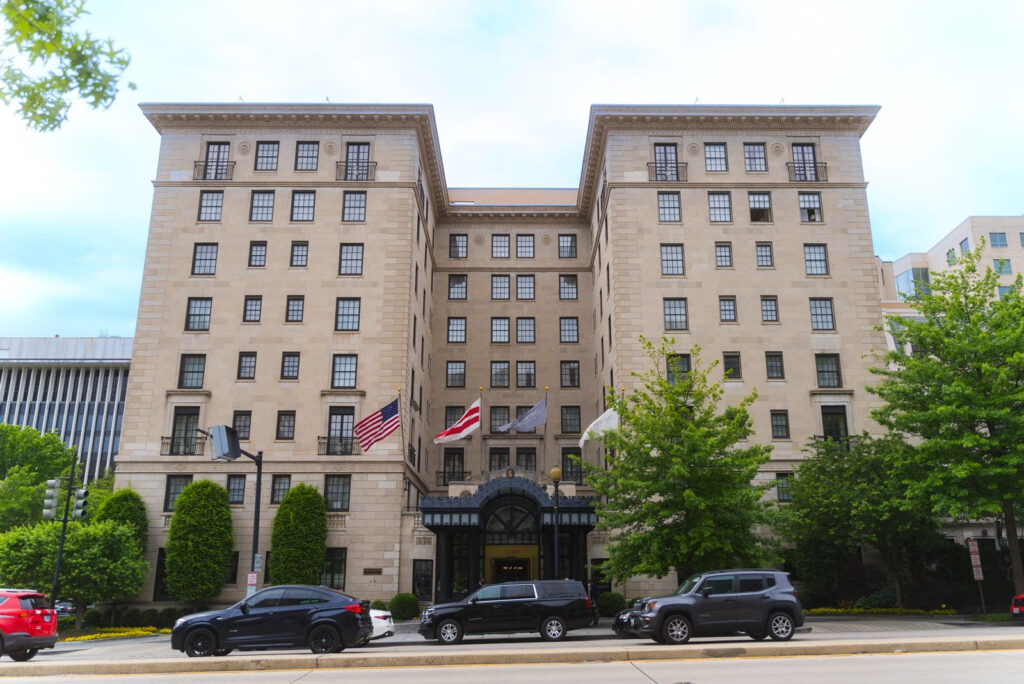 Conheça Washington, DC por dentro: 4 hotéis que contam a história da capital dos EUA Conheça Washington, DC por dentro: 4 hotéis que contam a história da capital dos EUA