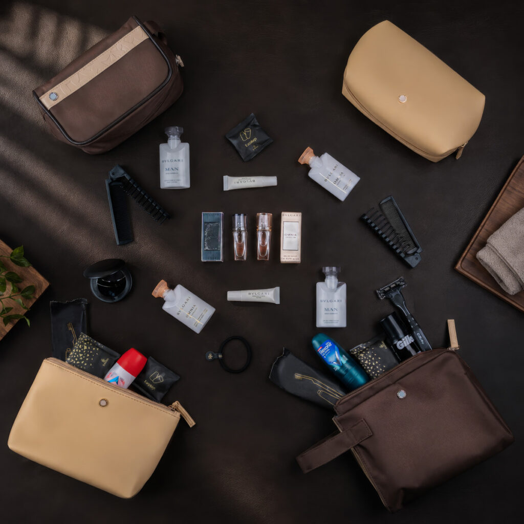 Emirates revela novos kits Bulgari e amplia experiência de luxo na Classe Executiva e Primeira Classe em 2026 Emirates revela novos kits Bulgari e amplia experiência de luxo na Classe Executiva e Primeira Classe em 2026