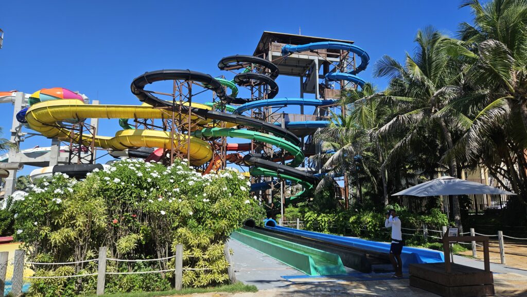 Beach Park reúne mais de 30 atrações em seu complexo