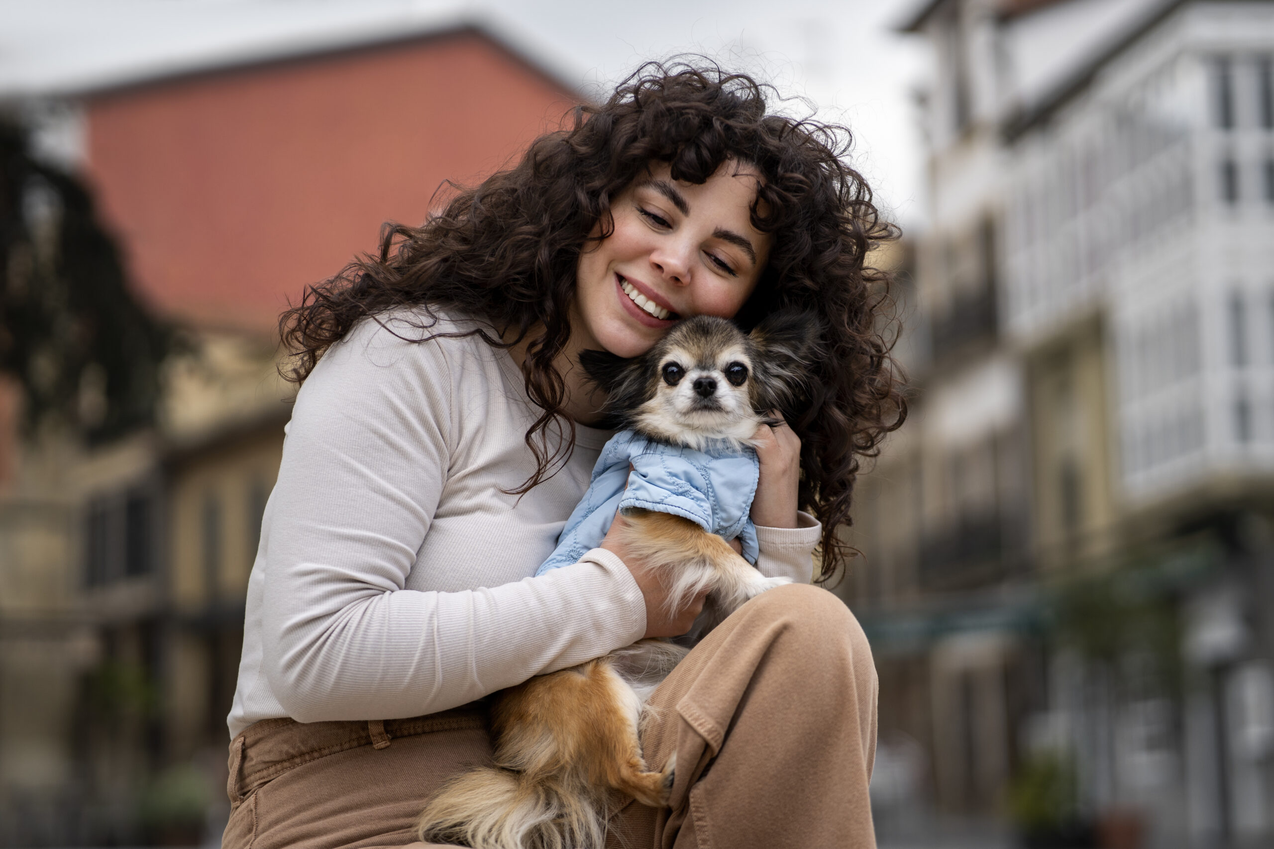 Ministério do Turismo lança pesquisa para mapear o turismo pet friendly no Brasil