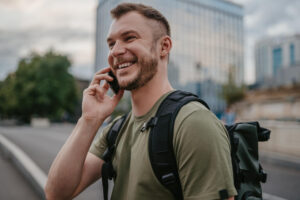 Airalo ultrapassa 30 milhões de usuários com expansão do eSIM para viagens internacionais