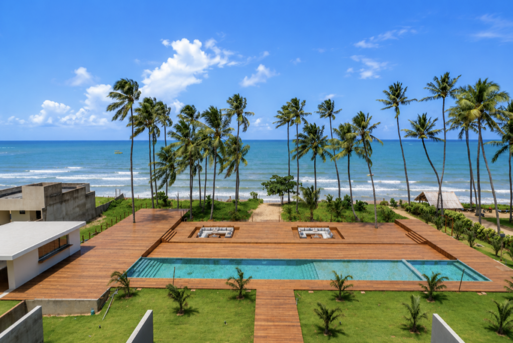 Novo hotel boutique exclusivo para adultos chega à Praia do Patacho com proposta pé na areia Praia