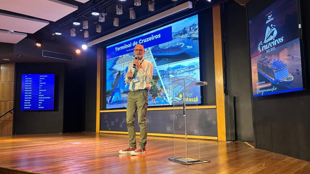 Marcello Chagas, do Píer Mauá em discurso no evento (Divulgação/Abav)