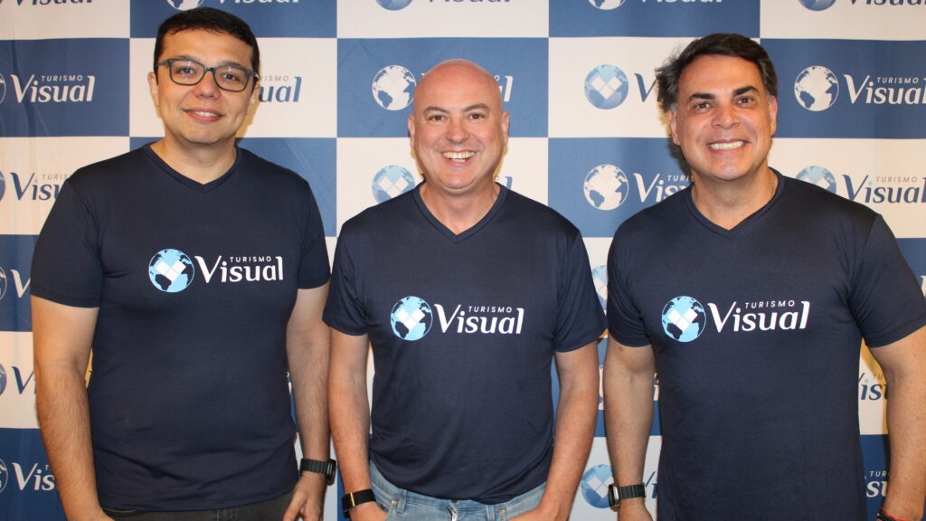 Visual Day reúne equipes em São Paulo para discutir estratégia e próximos passos; veja FOTOS Visual Day reúne equipes em São Paulo para discutir estratégia e próximos passos; veja FOTOS