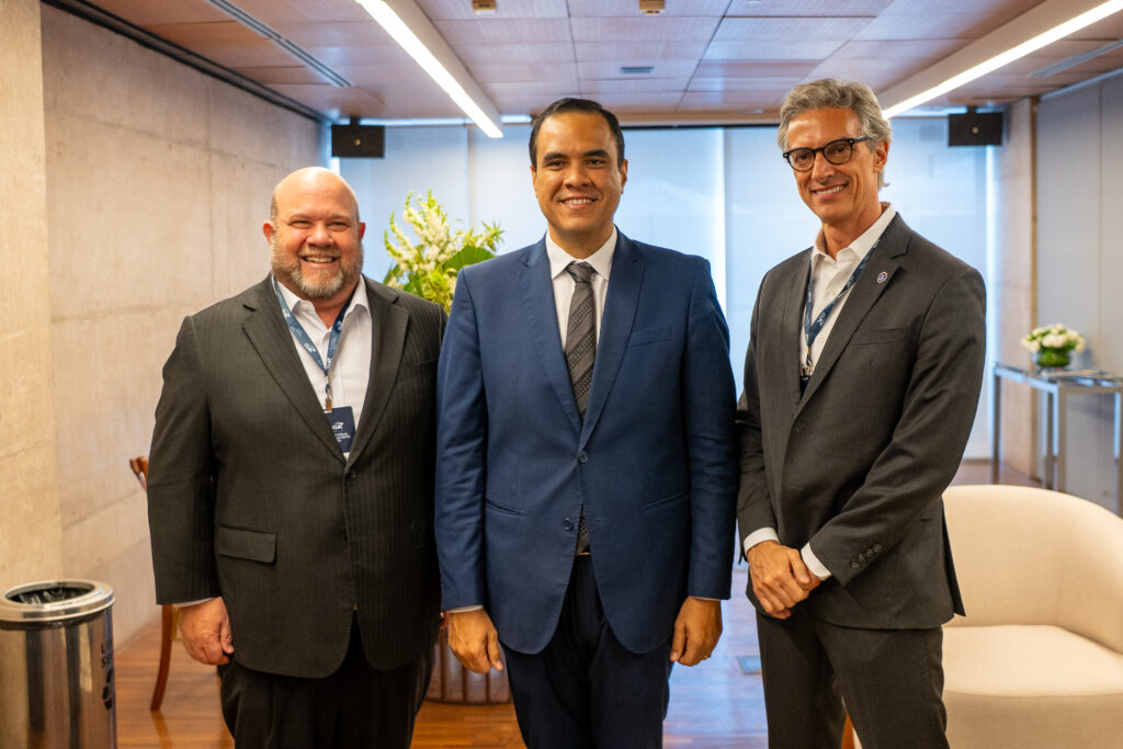 "Vitrine para o mundo e renda para o brasileiro", destaca ministro do Turismo sobre temporada de cruzeiros 2026 turis
