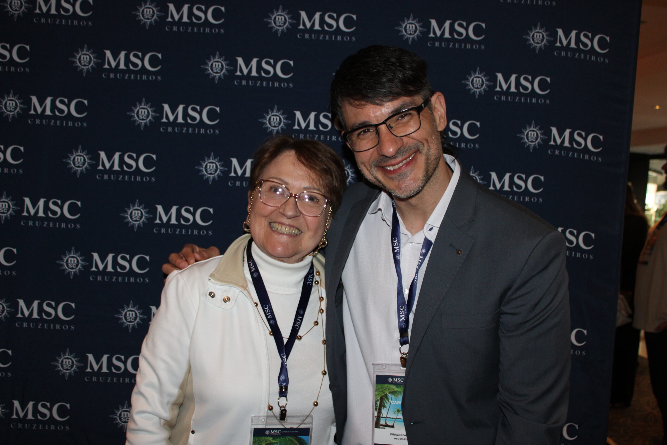 Concepción Serasa, da Concepción Viagens e Turismo; ao lado de Ignacio Palacios, da MSC Cruzeiros