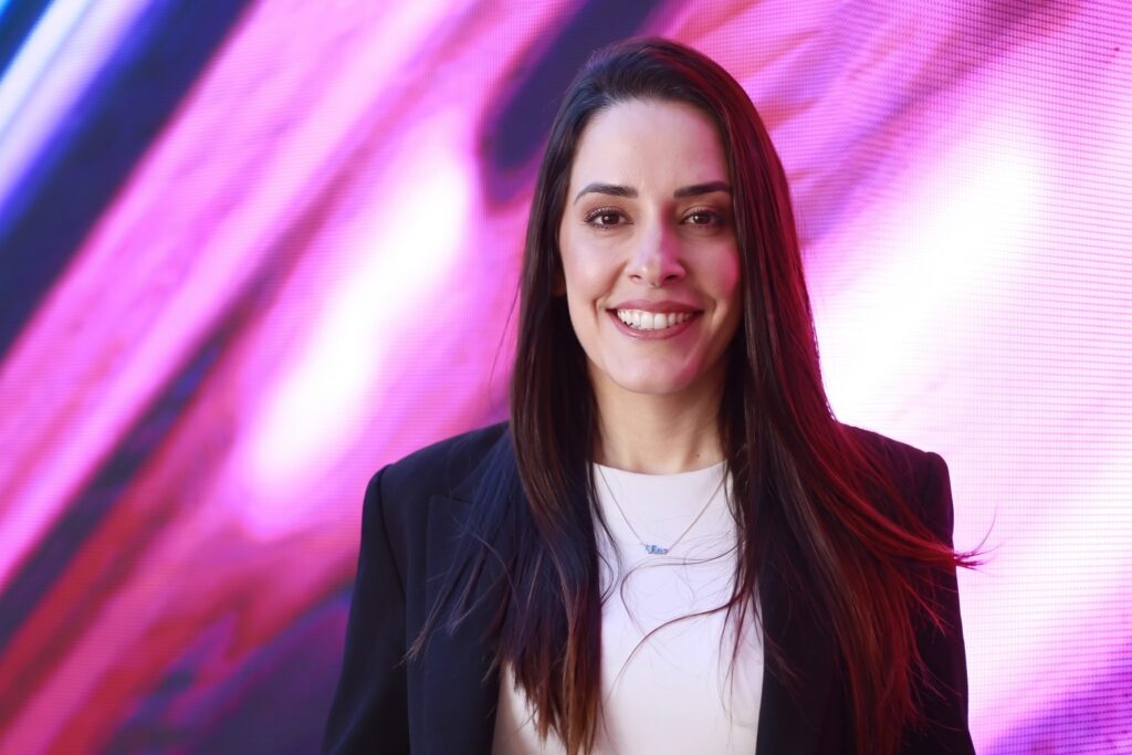 Setor de serviços reúne 63% das empresas brasileiras, mas fatura 17% abaixo da média de acordo com Serasa Experian serviço