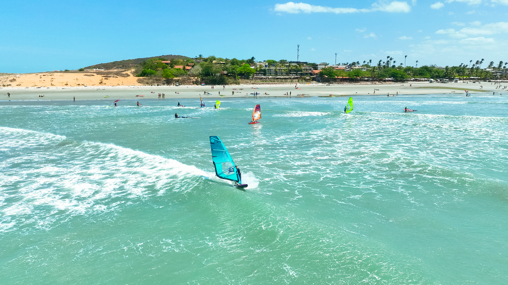 Jericoacoara fortalece turismo de vento com avanço do wingfoil
