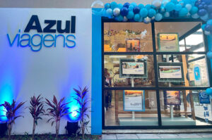 Azul