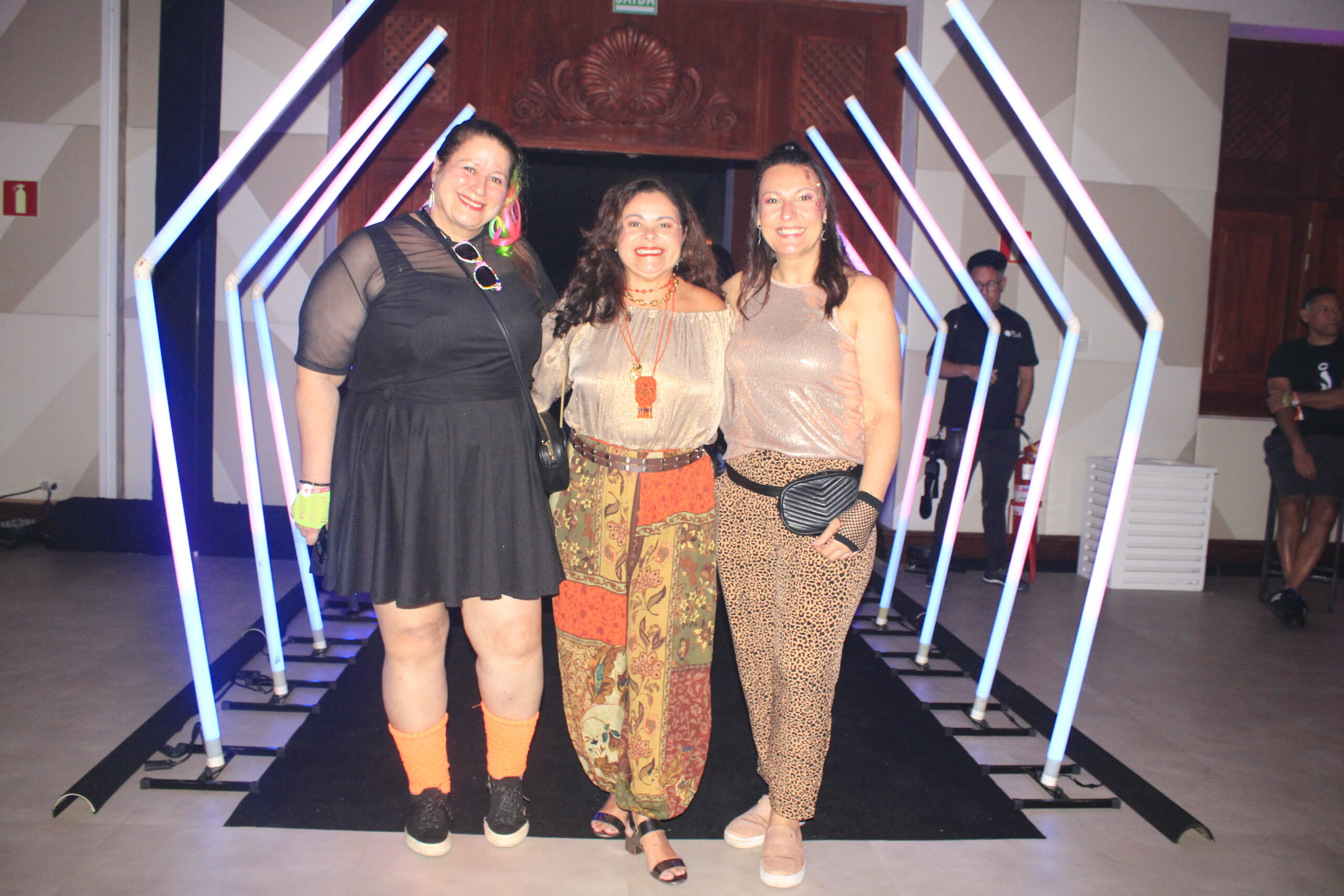 Rafa Brown, do Visit Florida, Adriana Boeckh, da Abreu, e Dinah Policarpo, de Kissimmee