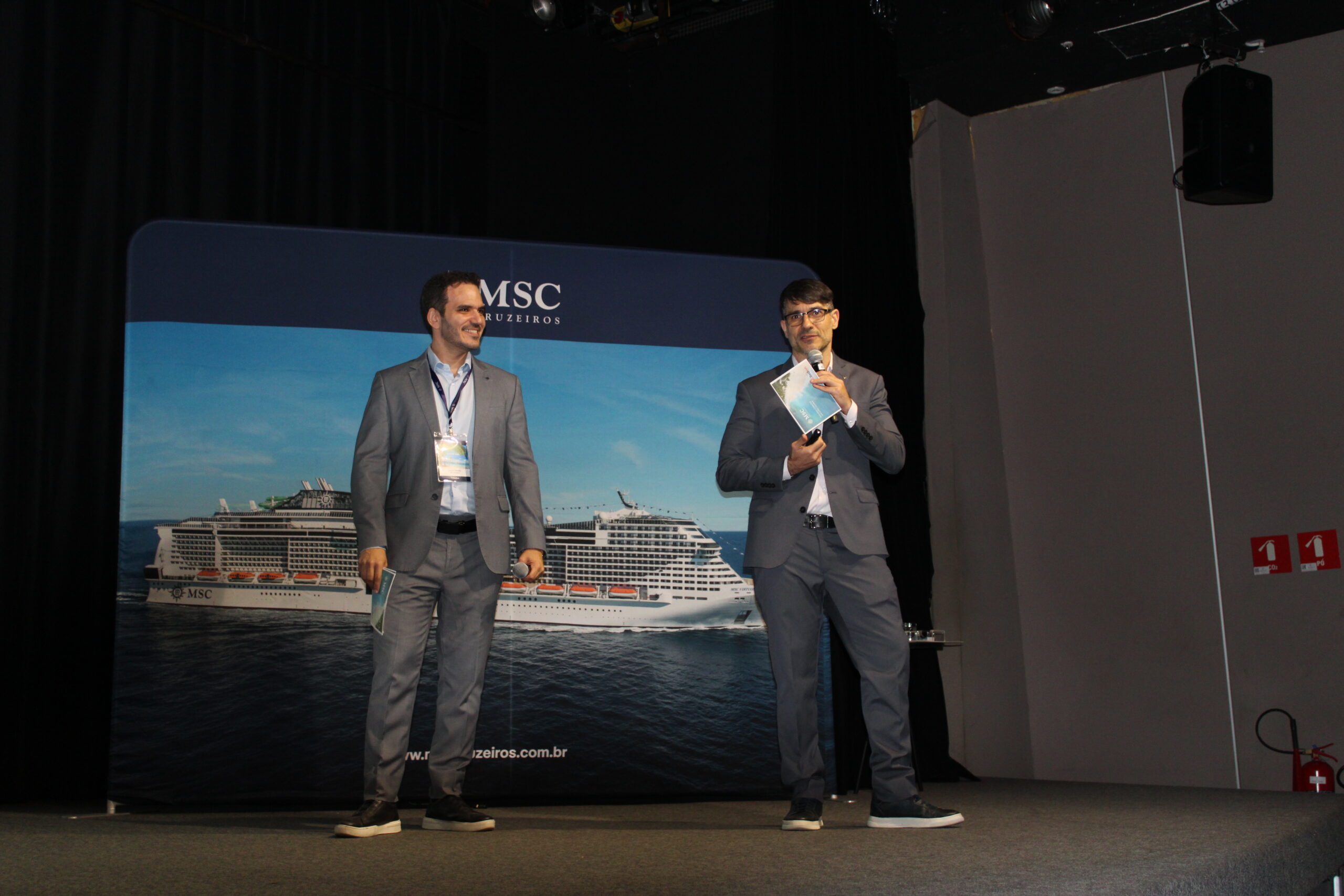 Rafael Grosso e Ignacio Palacios apresentam novidades da MSC Cruzeiros ao trade