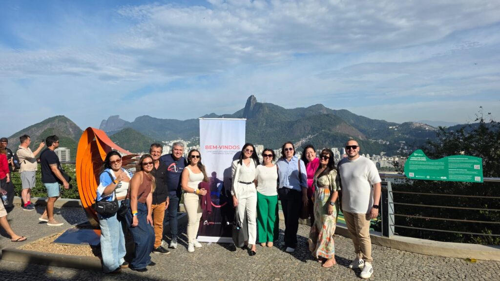Campanha de aniversário da New Age promove encontro com agentes de viagens no RJ Campanha de aniversário da New Age Turismo promove encontro com agentes de viagens no RJ
