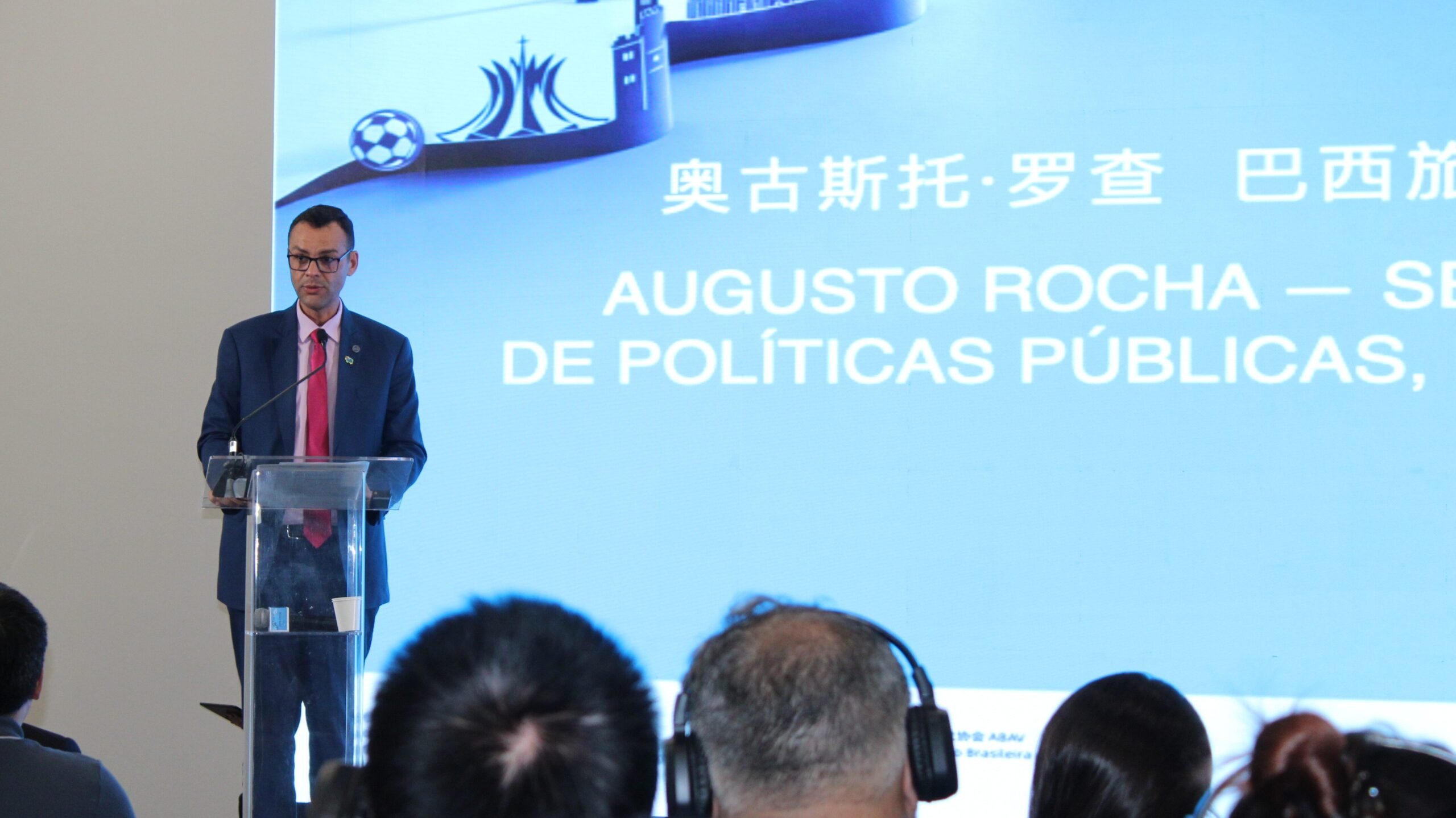 Turismo chinês cresce no Brasil e desafia trade a adaptar produtos e serviços Turismo chinês cresce no Brasil e desafia trade a adaptar produtos e serviços