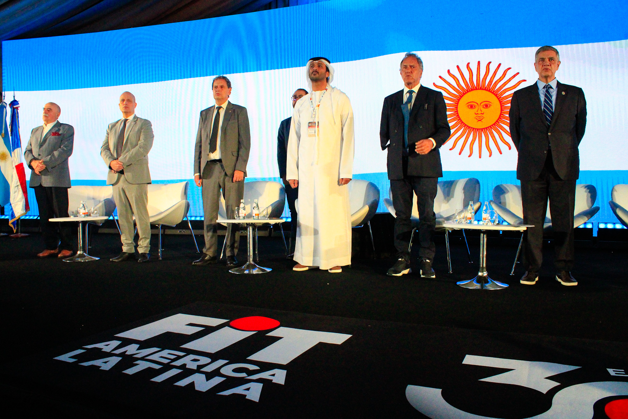 Autoridades do turismo nacional e internacional na abertura da FIT 2026