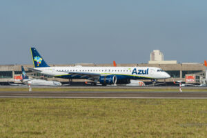 Azul