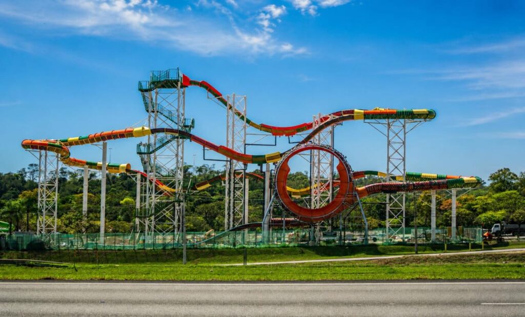 Kobra: nova montanha-russa do Wet’n Wild promete muita adrenalina e muito "veneno" Wet'n Wild