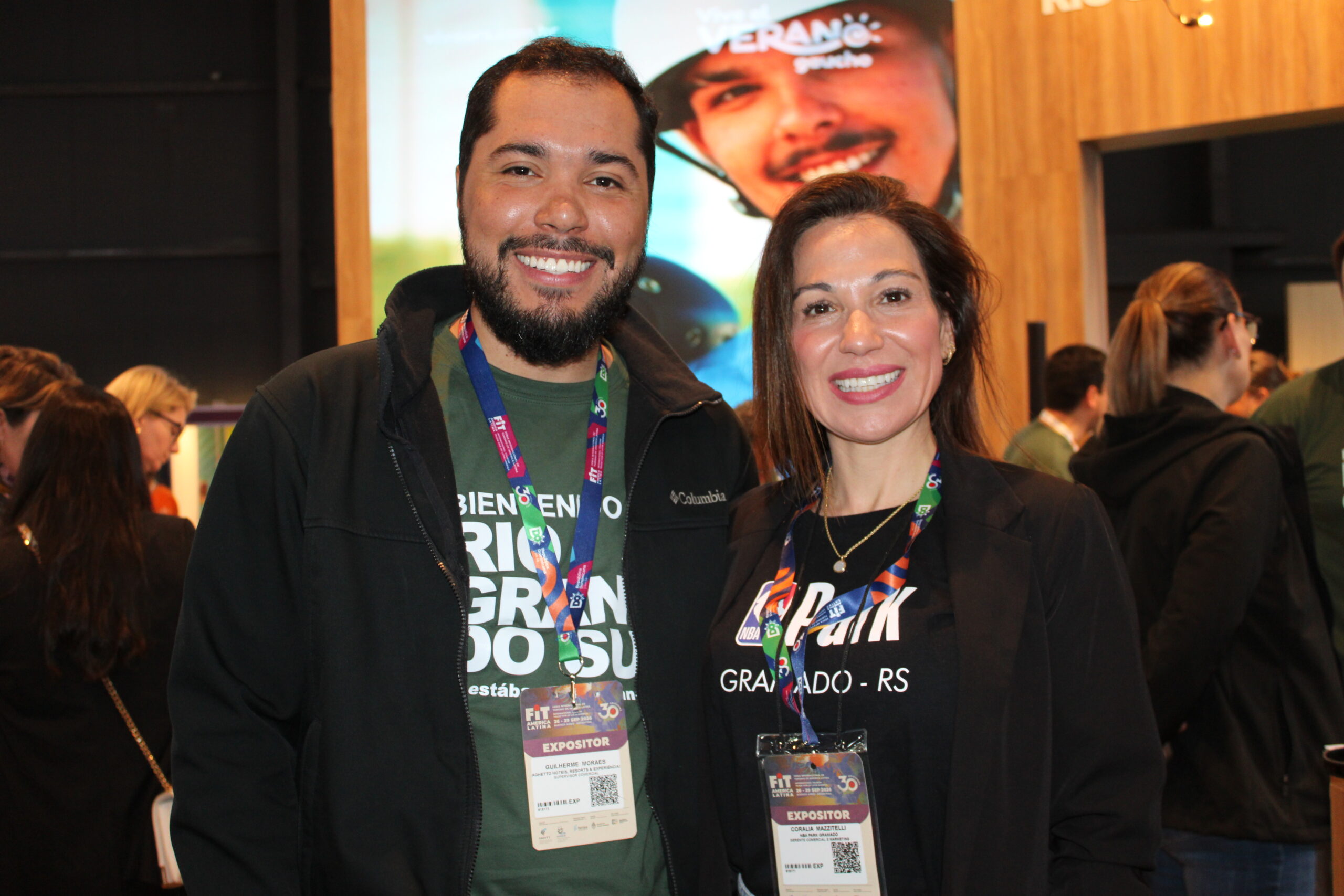 Guilherme Moraes, da Laghetto, e Coralia Mazzitelli, do NBA Park Gramado