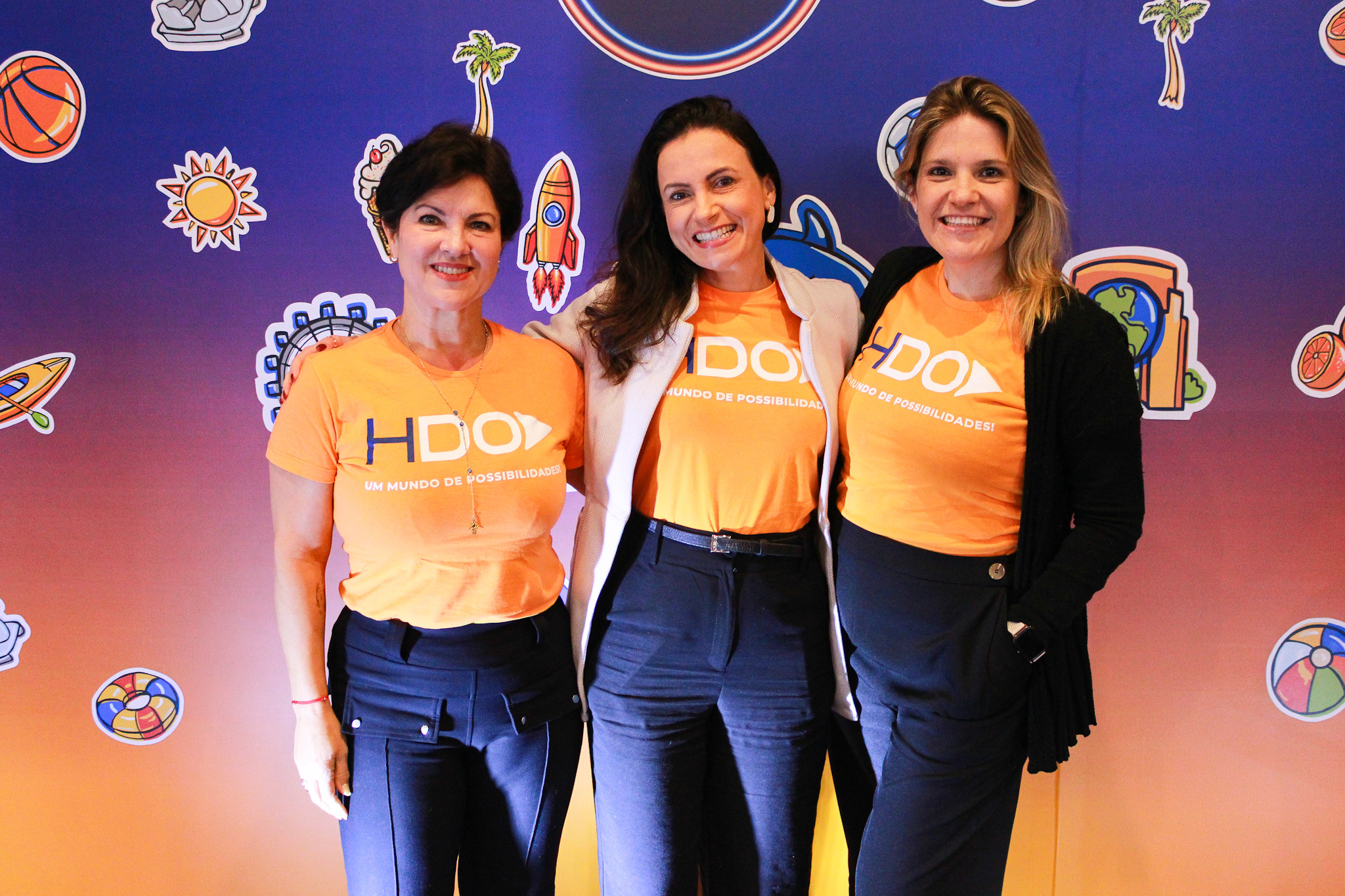 Lucila Buratto, Débora Silveira e Tatiane Bertolla, da HotelDO