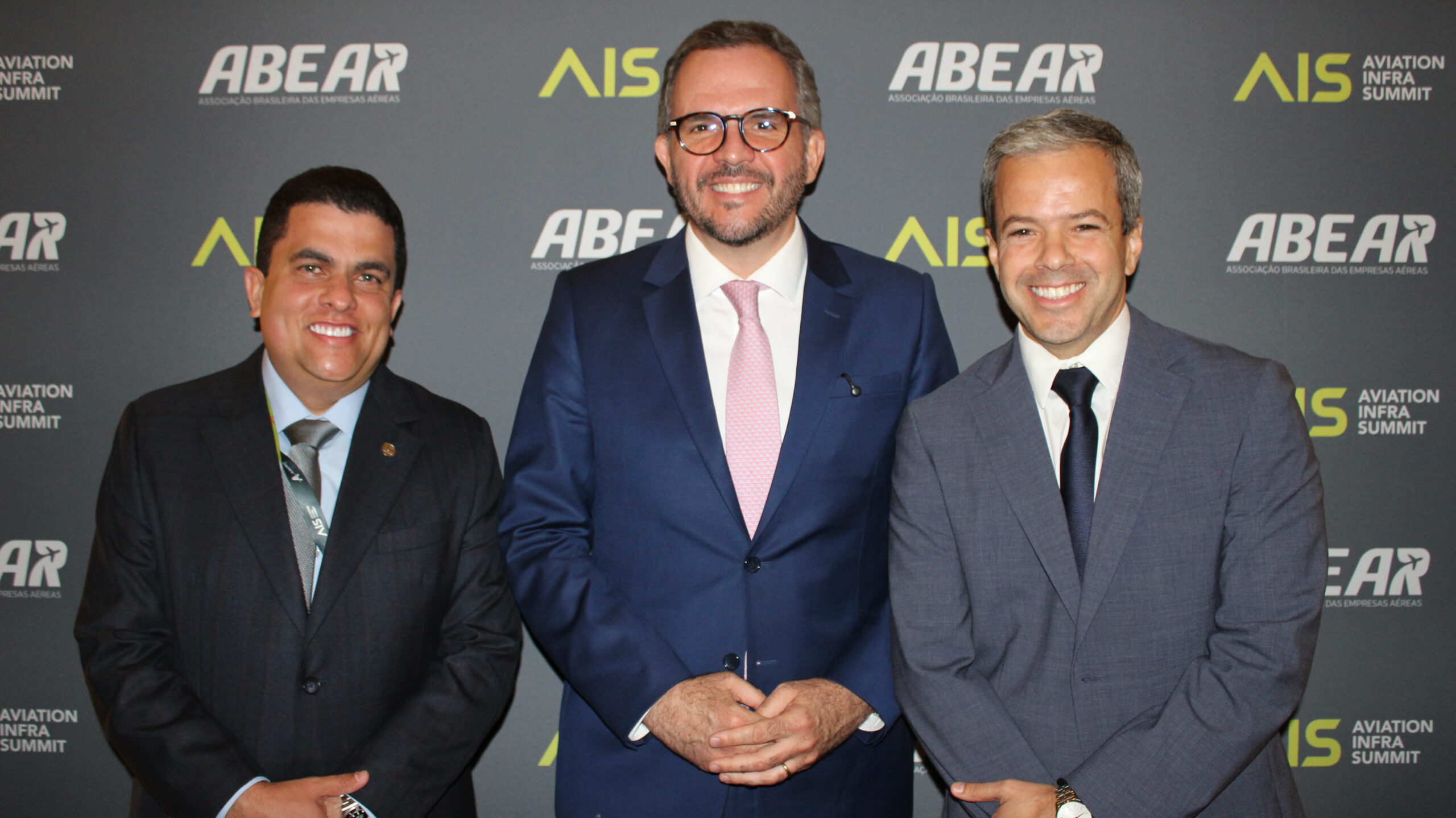 Aviation Infra Summit reúne lideranças da aviação para discutir desafios do setor; veja fotos Aviation Infra Summit reúne setor aéreo para discutir eficiência e futuro da infraestrutura