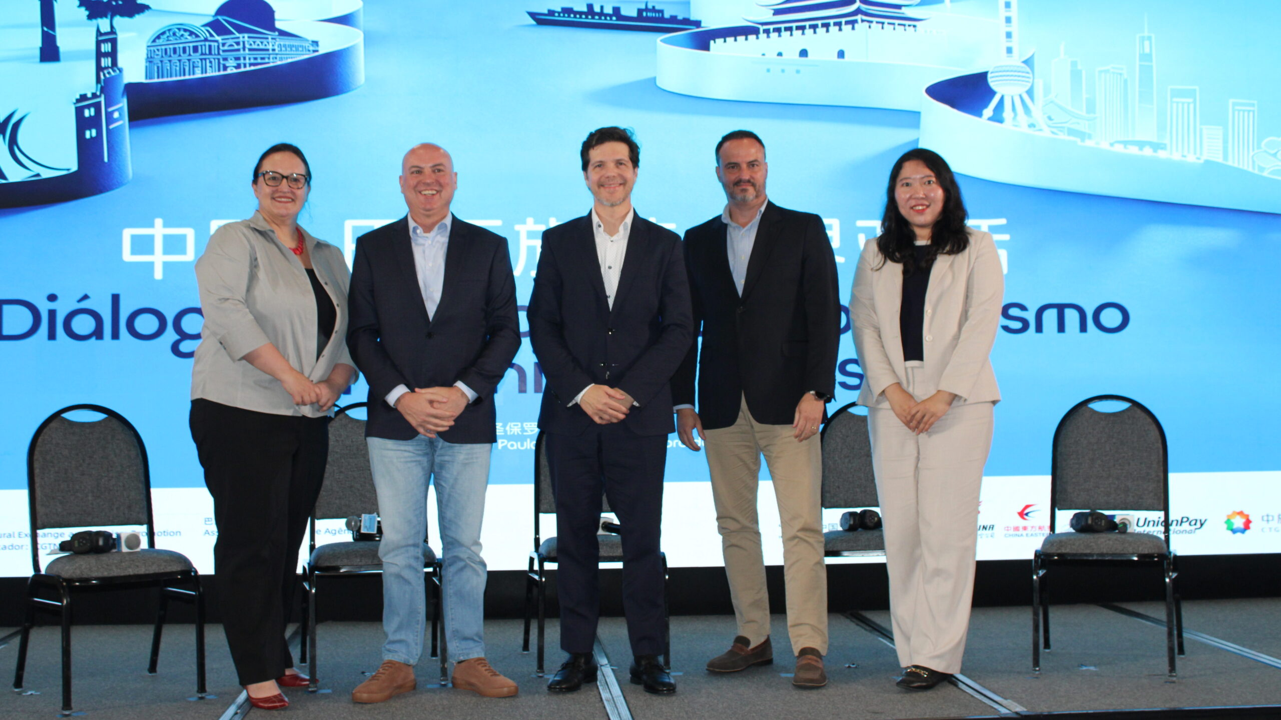 Turismo chinês cresce no Brasil e desafia trade a adaptar produtos e serviços Turismo chinês cresce no Brasil e desafia trade a adaptar produtos e serviços