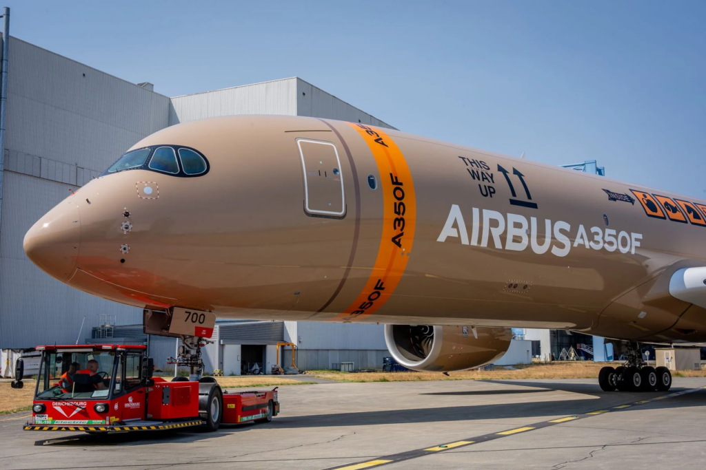 Carga aérea cresce 4,1% na América Latina e impulsiona nova geração de aviões cargueiros