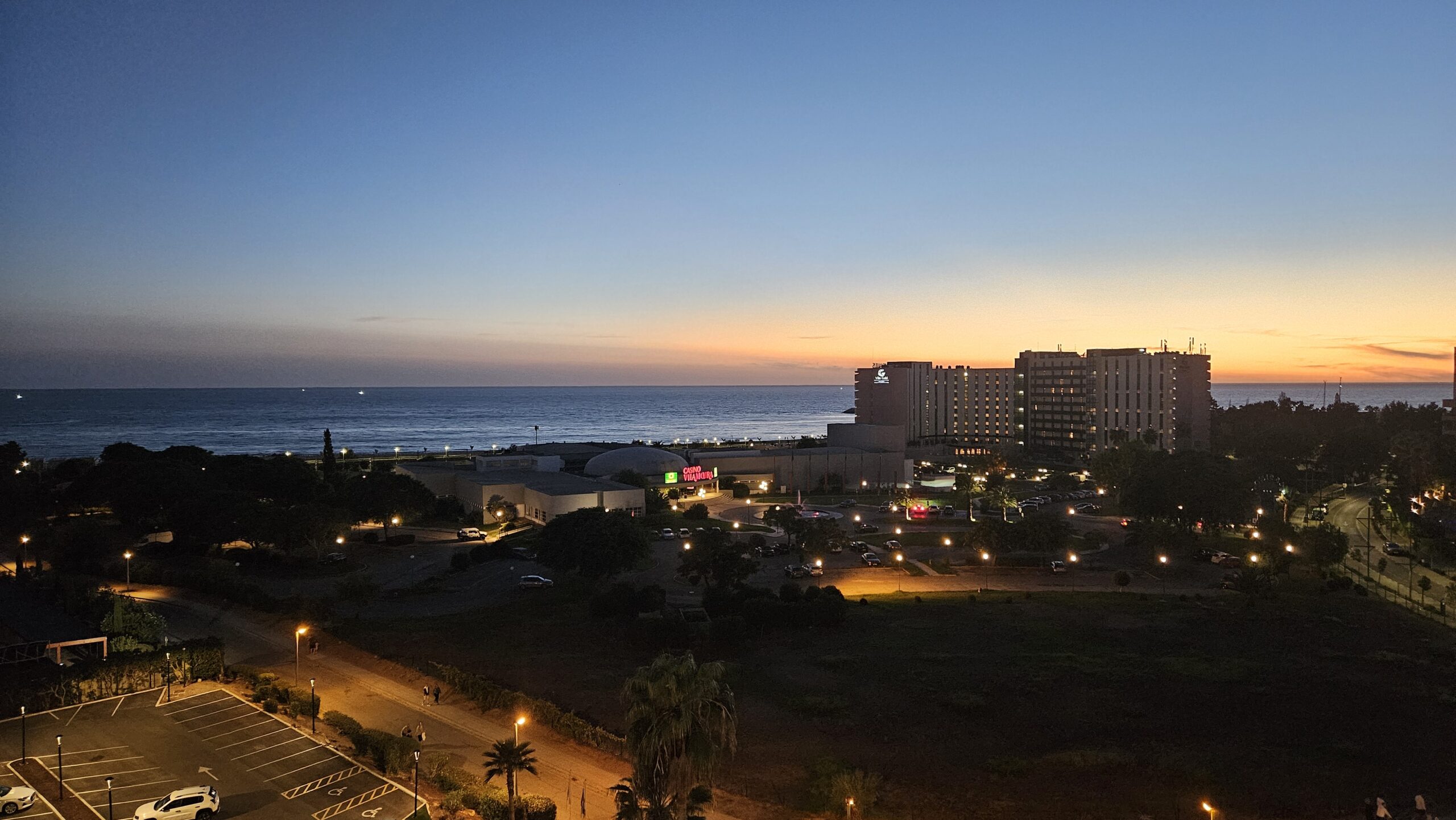 Pôr-do-sol no Hotel Hyatt Regency