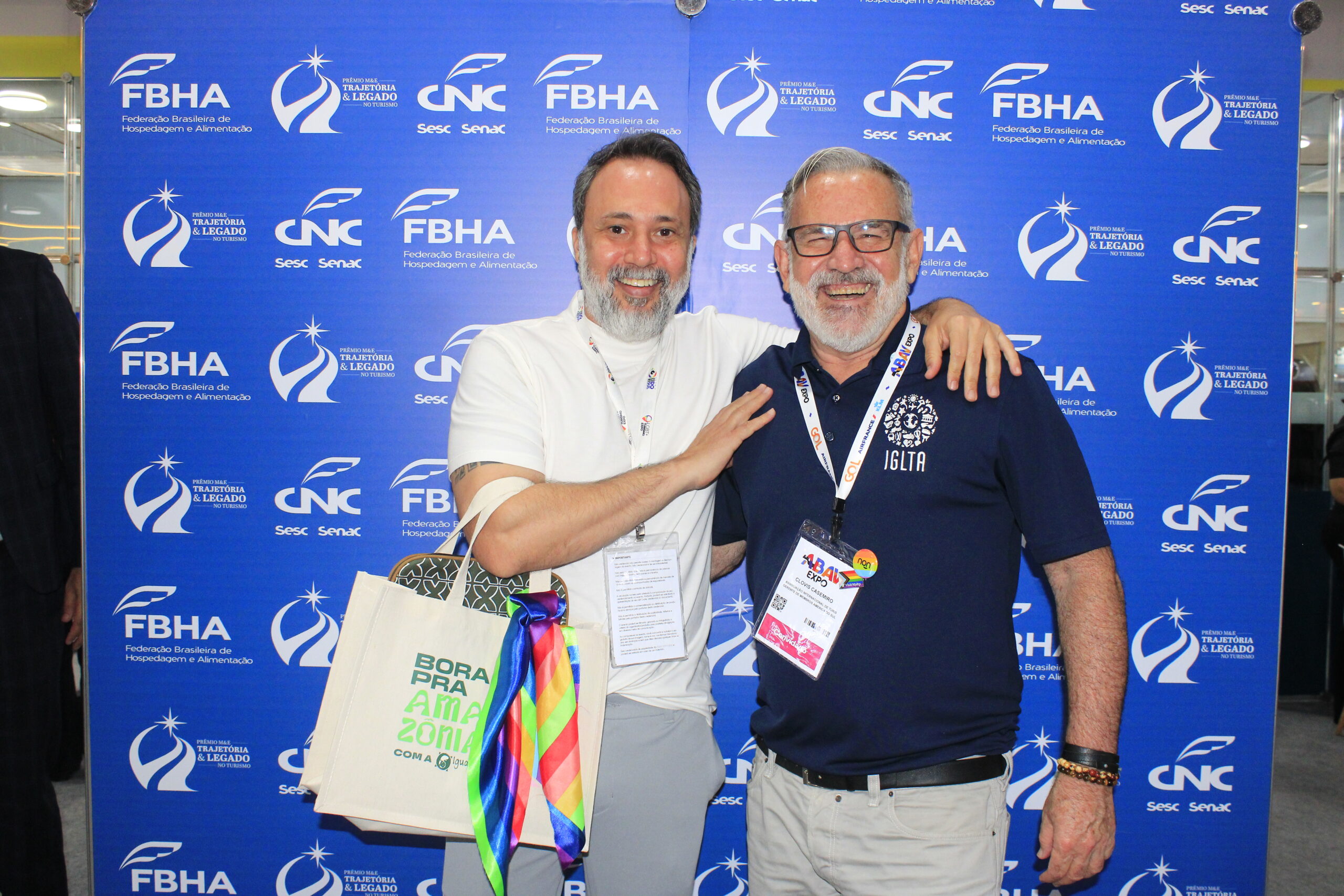 Alex Bernardes, da LGBT+ Turismo Expo, e Clovis Casemiro, da IGLTA