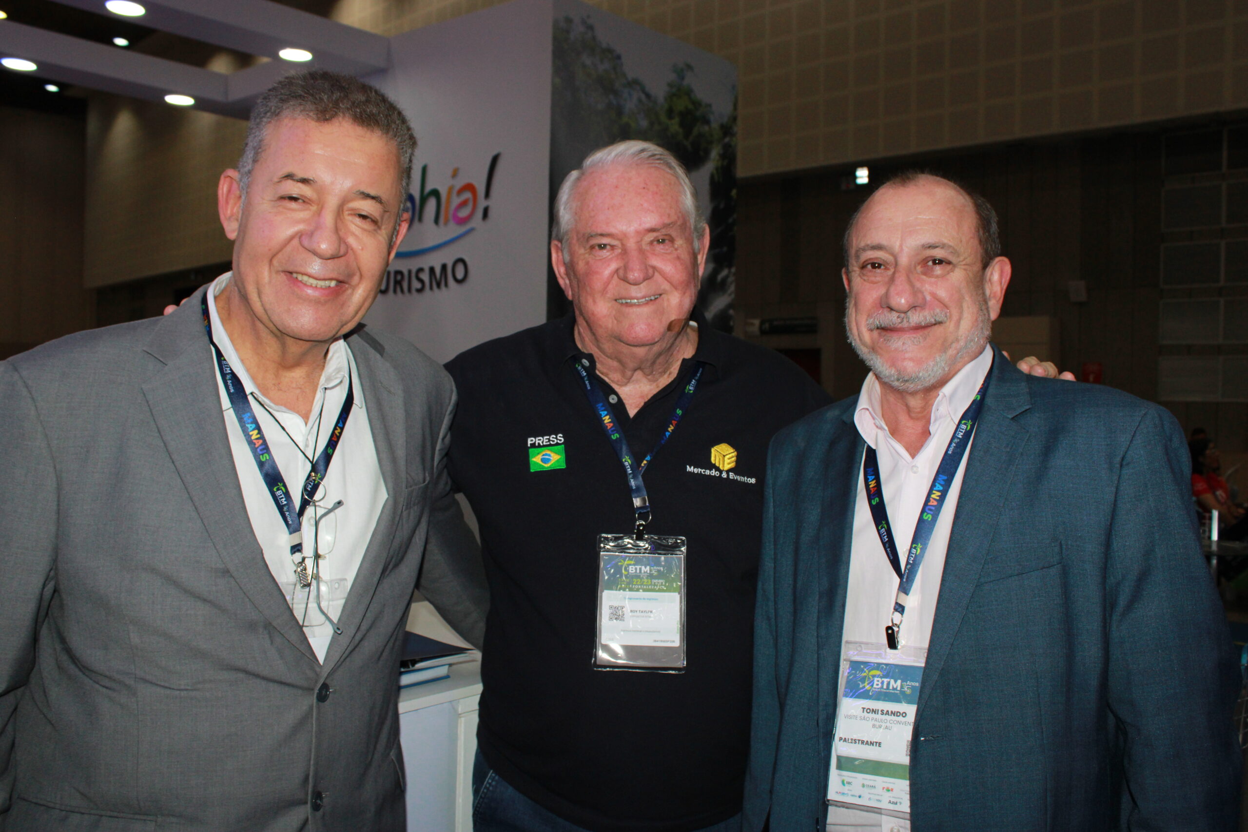Alexandre Sampaio, da CNC; Roy Taylor, do M&E; e Toni Sando, da Unedestinos