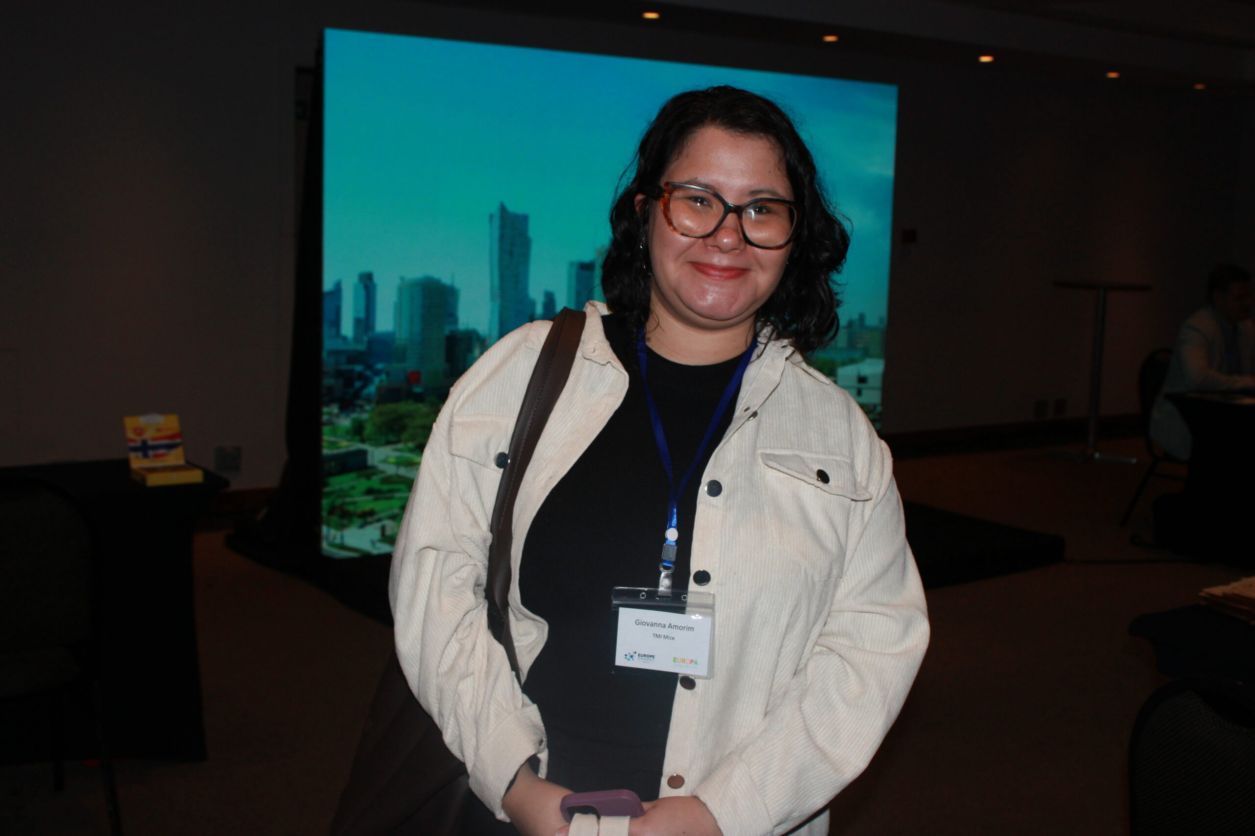 Giovanna Amorim, da TMI Mice