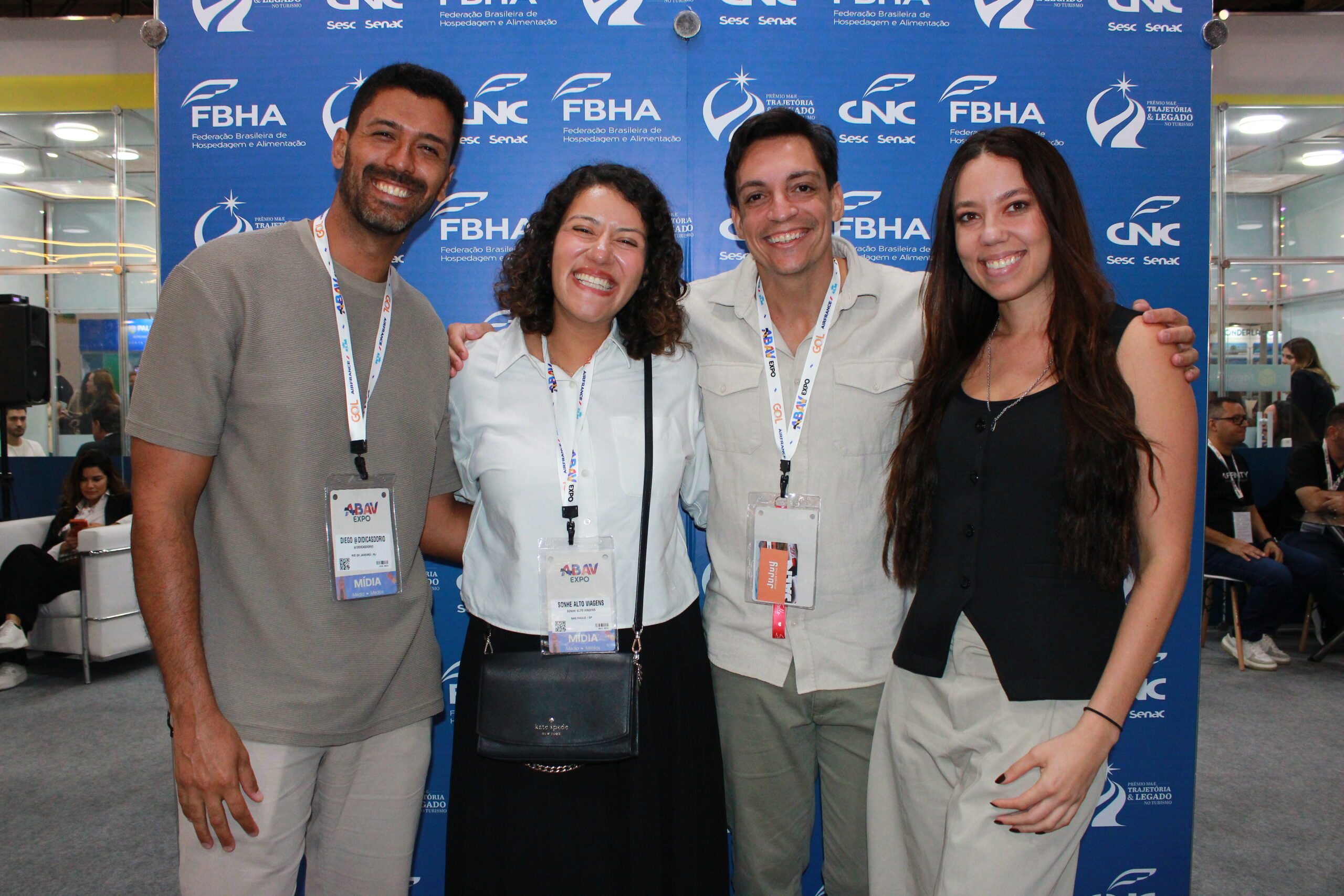 Diego Soares, da Didicas do Rio, Mariana Oliveira, da Sonhe Alto Viagens, Daniel Mohamed, do Partiu Rota, e Larissa Santos, da MSC