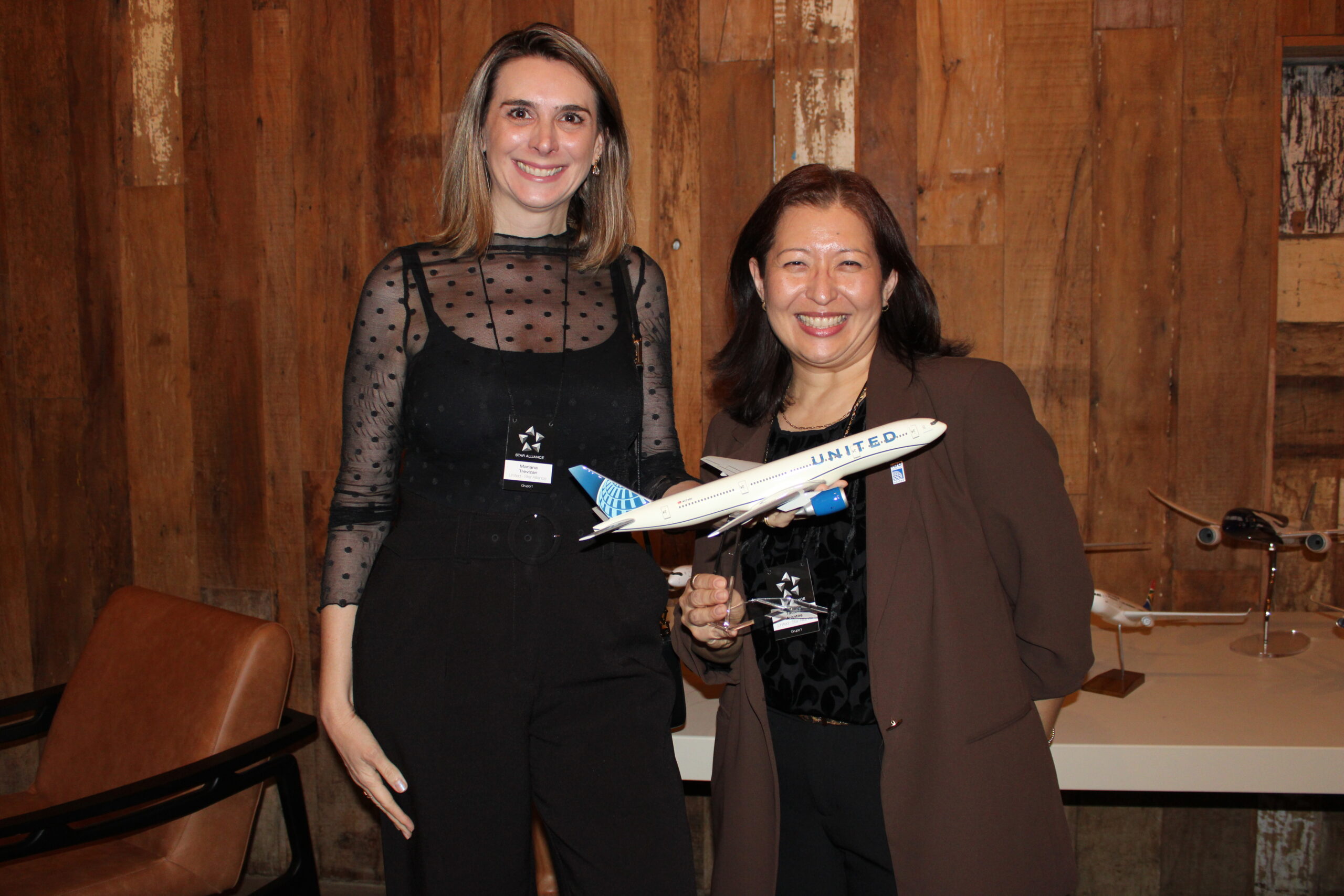 Mariana Trevisan e Cristina Arantes, da United