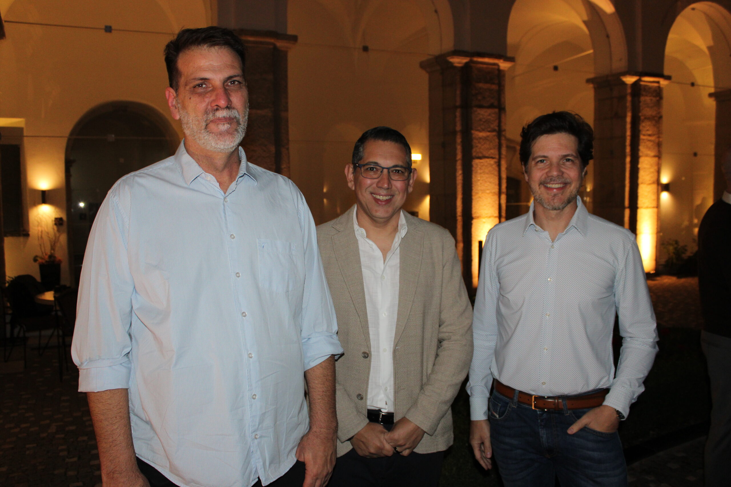Fabio Moriondo, da Matueté, Fabiano Camargo, da Braztoa, e Marco Aurélio Di Ruzze, da BRT