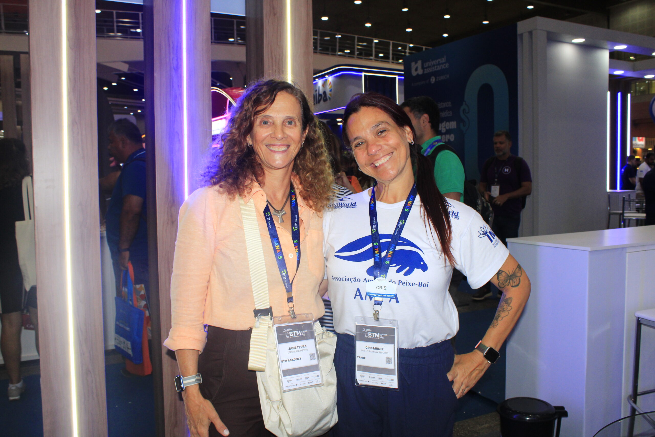 Jane Terra, da Orlando Magic, e Cris Muniz