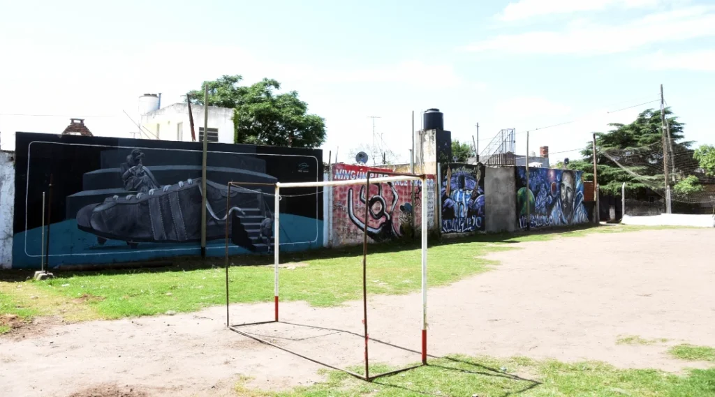 Destinos de futebol na Argentina: circuito de Messi reúne estádio, casa, escola e clubes em Rosário argentina messi
