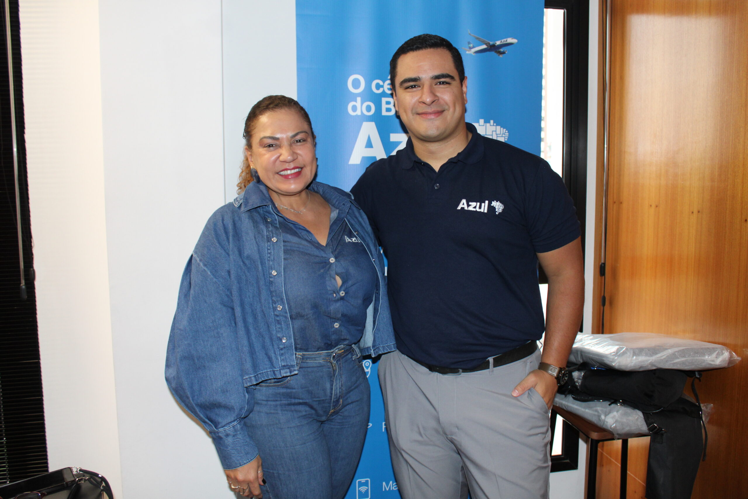 Josi Palhete e Bruno Mattos, da Azul