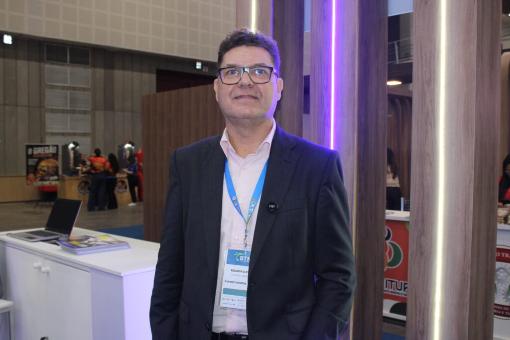 Curitiba divulga Natal com Disney e mais de 150 atrações durante a BTM 2026 Rodrigo Swinka, presidente da Curitiba Turismo