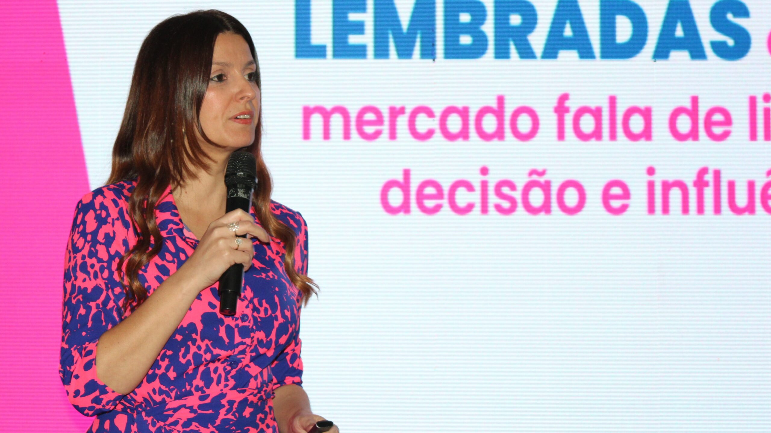 Thais Medina defende posicionamento estratégico para ampliar oportunidades no Turismo Thais Medina defende posicionamento estratégico para ampliar oportunidades no Turismo