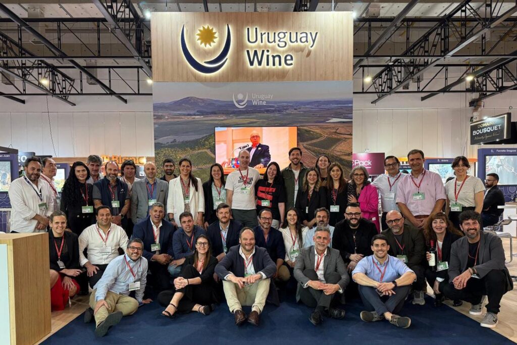 Uruguai leva 38 vinícolas e mais de 250 rótulos à ProWine São Paulo Uruguai leva 38 vinícolas e mais de 250 rótulos à ProWine São Paulo