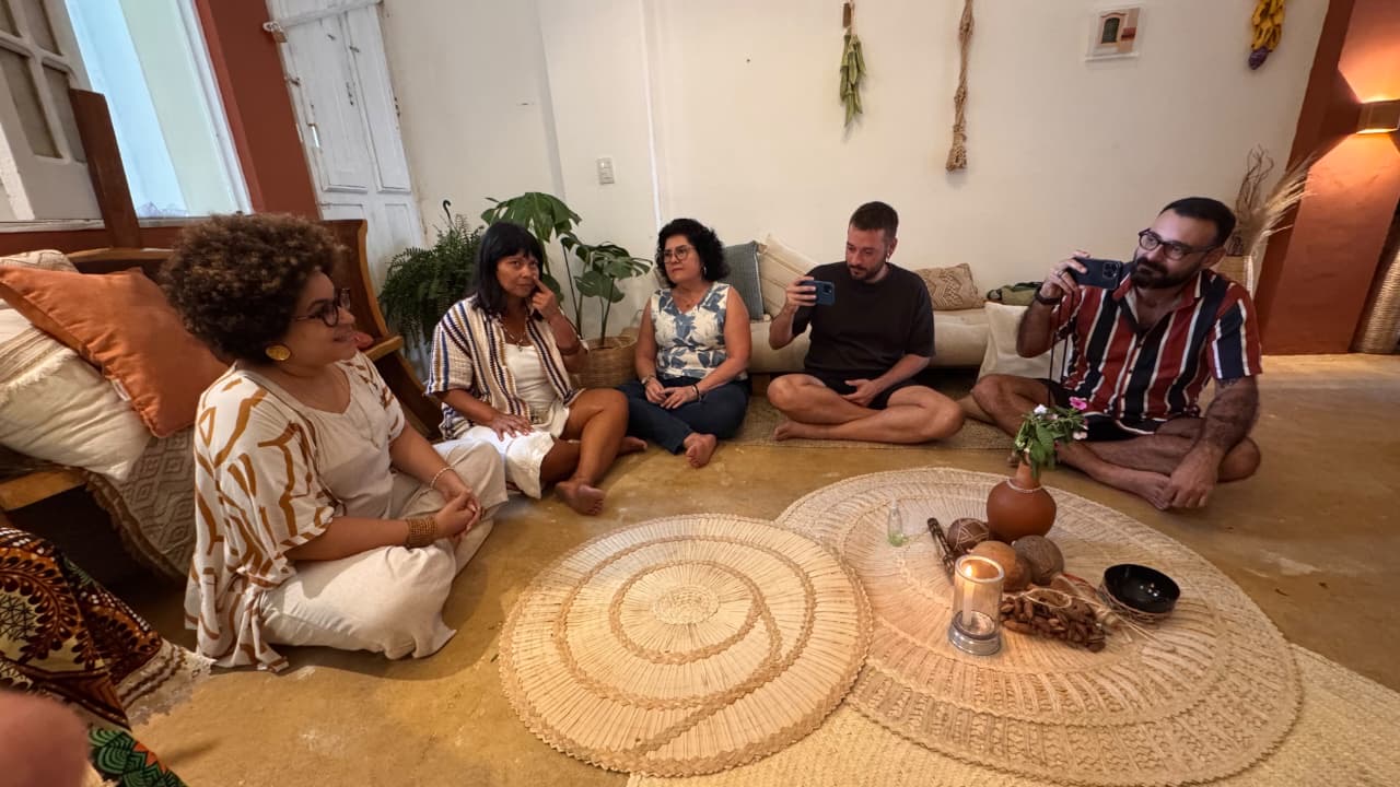 Vivência na Dumato reúne conversa, acolhimento e conexão com a ancestralidade. (Felipe Abílio:M&E)