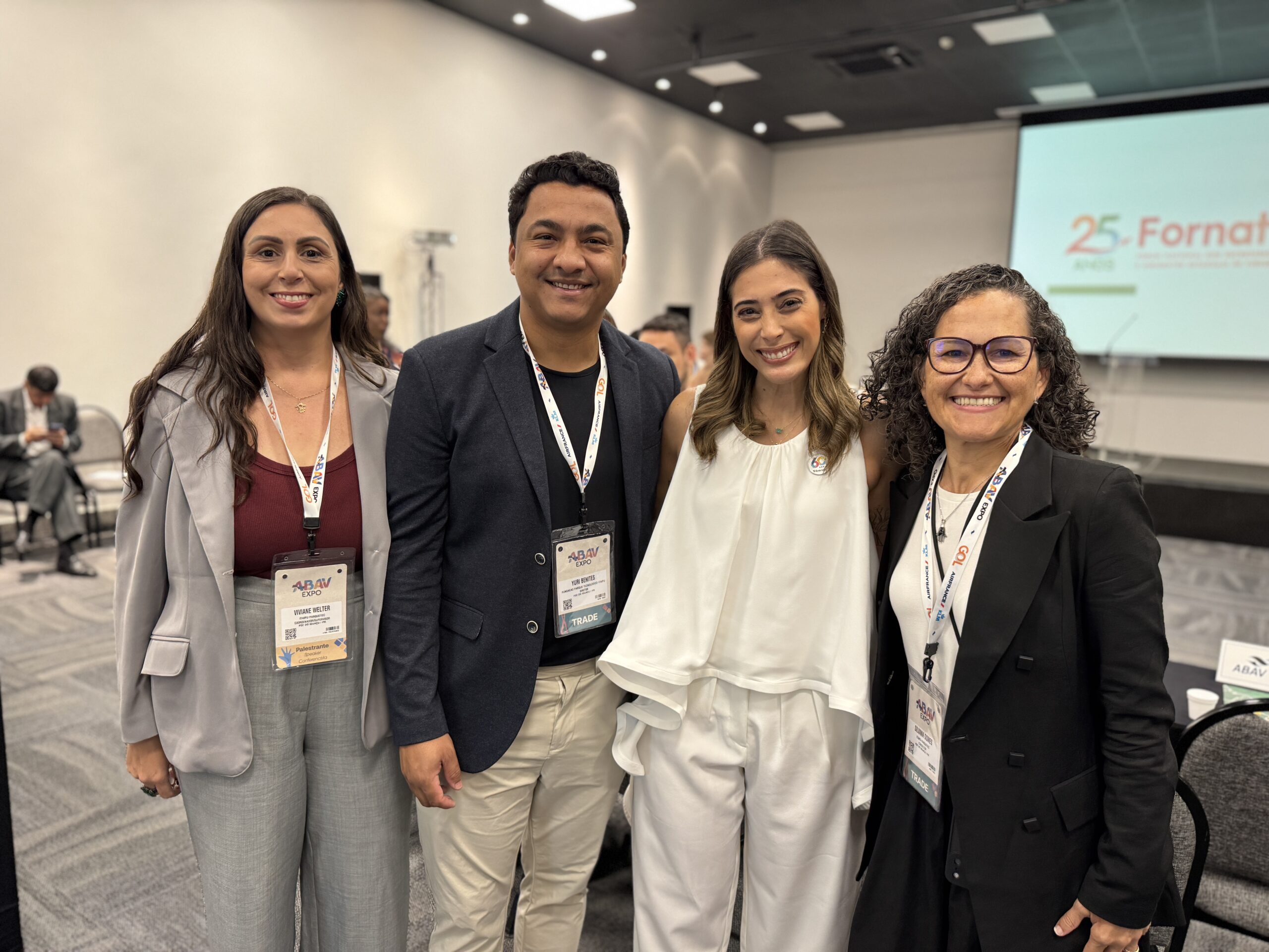 Viviane Welter, Yuri Benites, da Itaipu, Marina Marinho, da Setur-RN, e Silvana Gomes, da Itaipu Parquetec