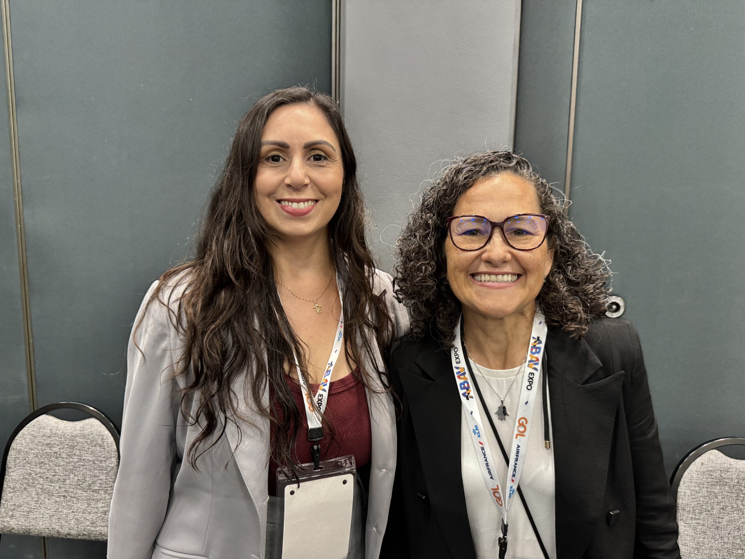 Viviane Welter e Silvana Gomes, da Itaipu Parquetec (Felipe Abílio:M&E)