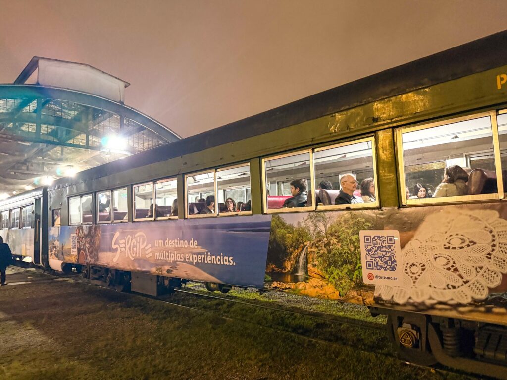 Sergipe capacita agentes de viagens e leva atrativos do estado a trem turístico no Paraná