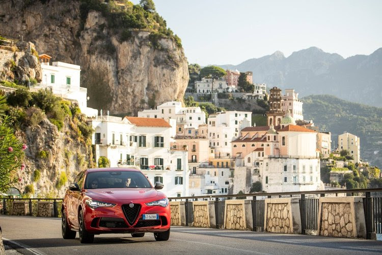 A Anantara Hotels & Resorts apresenta o Grand Tour da Europa em parceria com a Alfa Romeo; veja detalhes A Anantara Hotels & Resorts apresenta o Grand Tour da Europa em parceria com a Alfa Romeo; veja detalhes
